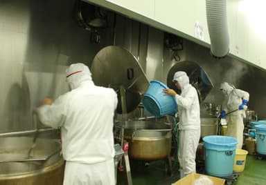 佃煮煮炊き場