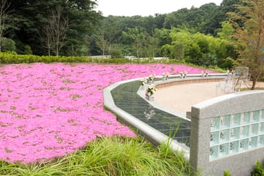 芝ざくら墓苑