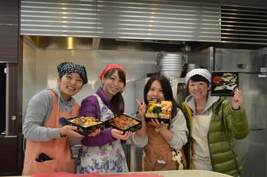 三段重のおせち料理を作る会 受講風景