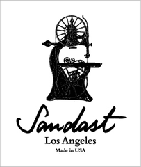 “モダン・ヴィンテージ”の鞄ブランドSandast(サンダスト)　
伊勢丹新宿店、大阪 LUCUA 1100で限定ネイビーカラー3種類発売！