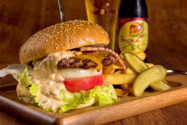 贅沢　ビーフバーガー