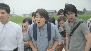 観光客のいかり