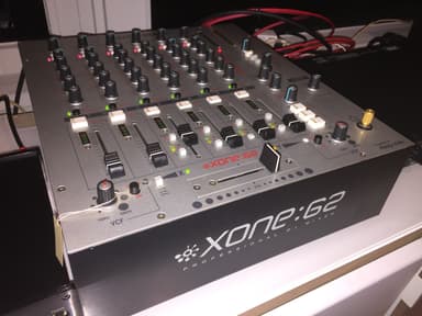 ALLEN ＆ HEATH　プリアンプ