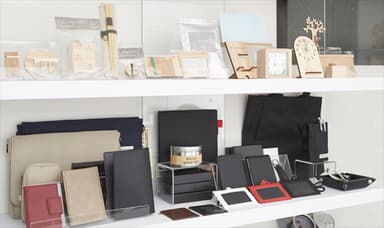 高価な記念品用ノベルティも取り揃えています