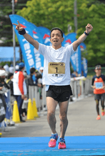 越智 利国さん