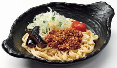 坦々まぜうどん
