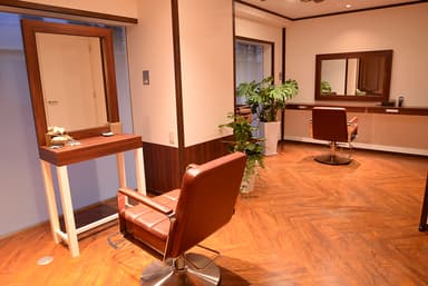 テーマ別の個室型を10室完備