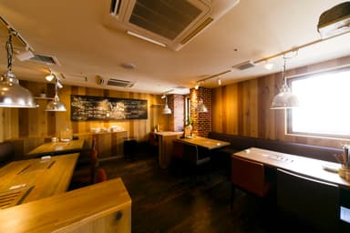 ブルックリンをイメージした店内