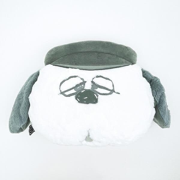 ふわふわな手触りにうっとり。スヌーピーの大きめクッションに癒されよう。