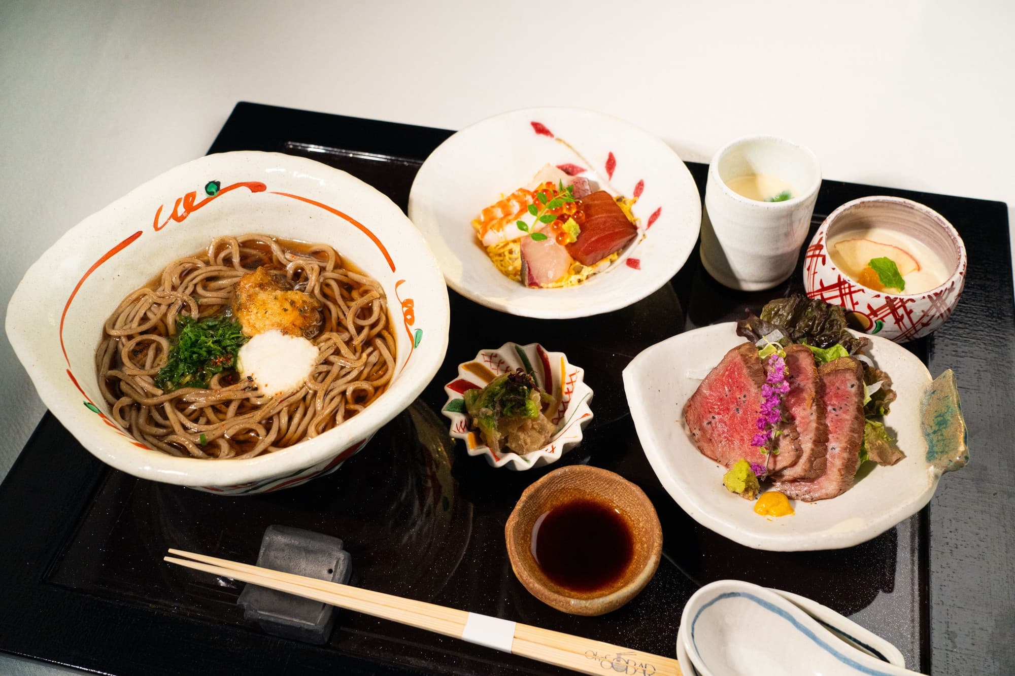 淡路島の恵みで迎える、特別な年越しを モダン蕎麦割烹「Oh-SOBAR」年末限定の『淡路島の贅沢越年御膳』