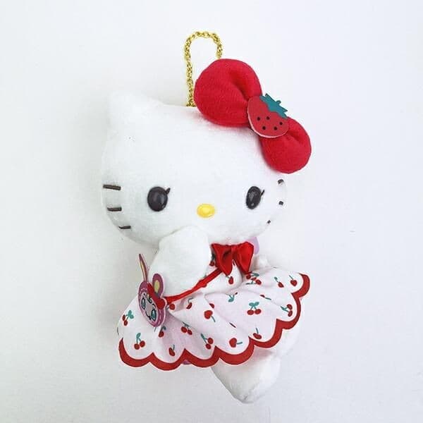サンリオ「ハローキティ」×キッズブランド「メゾピアノ」コラボ!さくらんぼの洋服を着た、ガーリーで上品なキティちゃん。