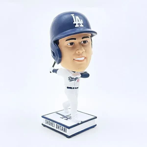 インパクト大!大谷ファンなら手に入れたい一品。ドジャース 大谷翔平のビッグヘッドフィギュア