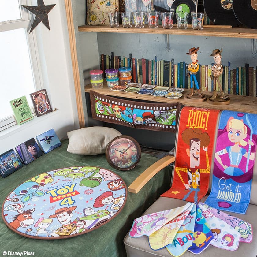 一番くじに『トイ・ストーリー4』が全8等級で登場!
約30cmの「ウッディ」フィギュアや映画の世界観を雑貨で再現