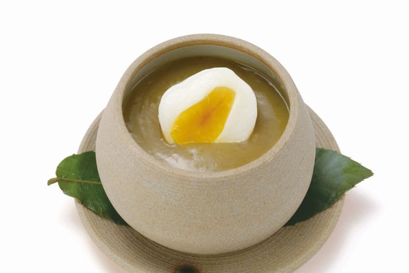 国産和栗を贅沢に
京都永楽屋の「栗ぜんざい」「栗羊羹」が季節限定で登場