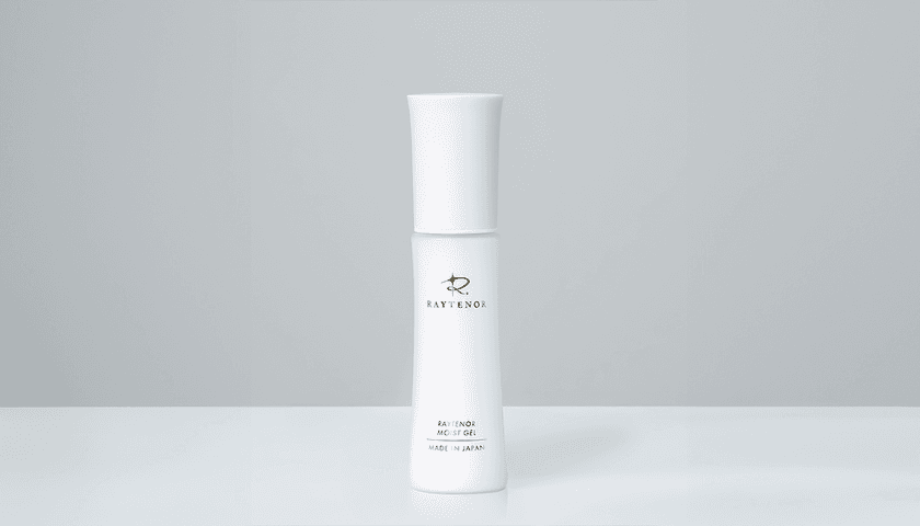 <予約販売1,000本達成>湘南の老舗エステサロンが開発した
保湿スキンケア『レイテノールモイストジェル』12月14日発売!