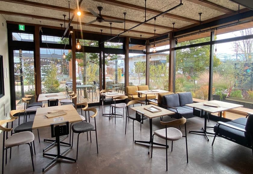 ELOISE's cafe KOFU 1st Anniversary!&
平日限定「ちょっと心躍るモーニングセット」スタート!