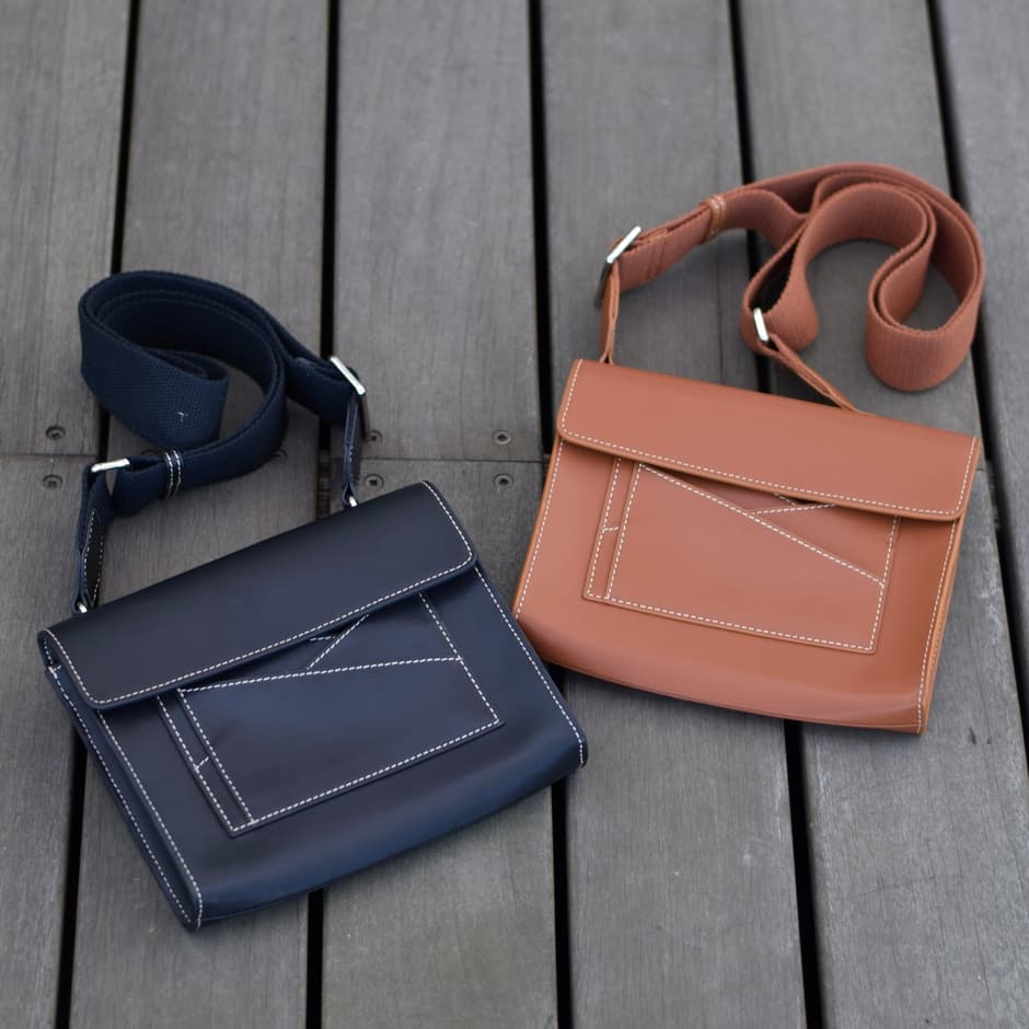 ドレステリア別注ディレッタントレザーショルダーバッグ ドレステリア別注ディレッタントレザーショルダーバッグ