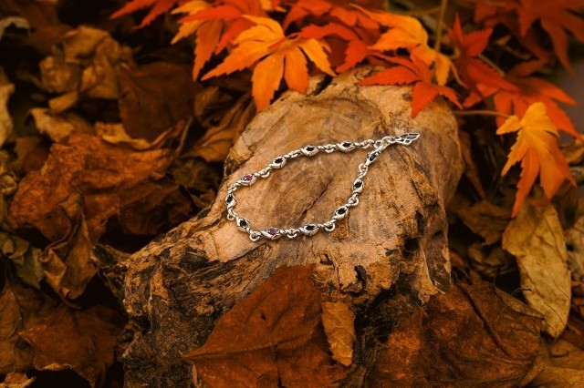 火の粉チェーンブレスレットw/ルビー17cm¥52,800(税込) ※20㎝もございます。