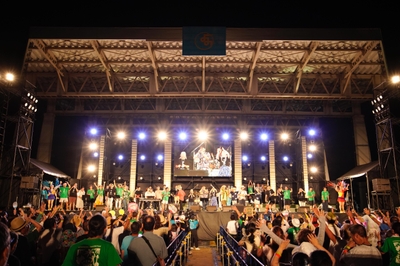 02d7C7wYZS470lb8cxK7.jpg?w=940&h=940