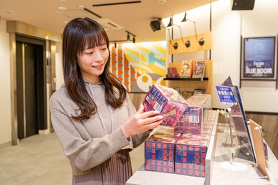 033GJxsz0D8xxyub55eh.jpg?w=940&h=940