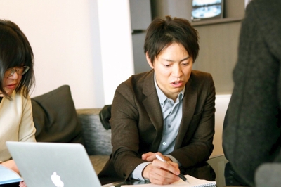 050MQ7zkcmfVw7JJUtP5.jpg?w=940&h=940