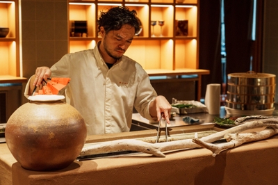 ▲淡路島の旬の食材を目の前で炭火焼