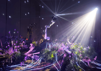 過去には協働ロボットとアートの融合実績もある。2022年3月の「ゴーテック2022」(主催:テレビ朝日)において、テレビ朝日の技術者がオープンソースの3DCGソフトウェア「Blender」でロボットアームのモーションを制作。ウィングロボティクスの技術支援でアート作品が完成した。「Blender」を利用するクリエーターをはじめ、多くの企業や人がロボットを活用する機会が拡大する可能性を示した