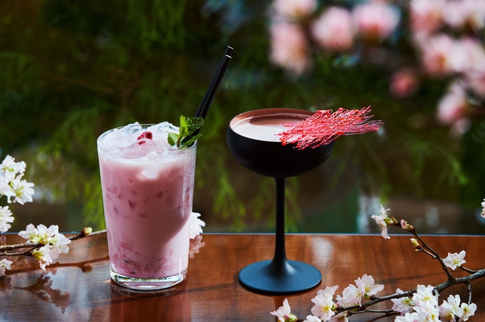 （左）モクテル「宮城野桜」（右）ロリアン さくらのワイン