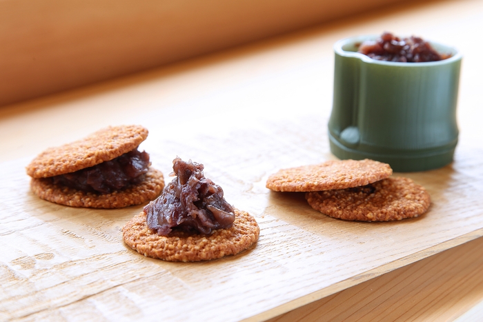 「道明寺煎餅 おこんめ」