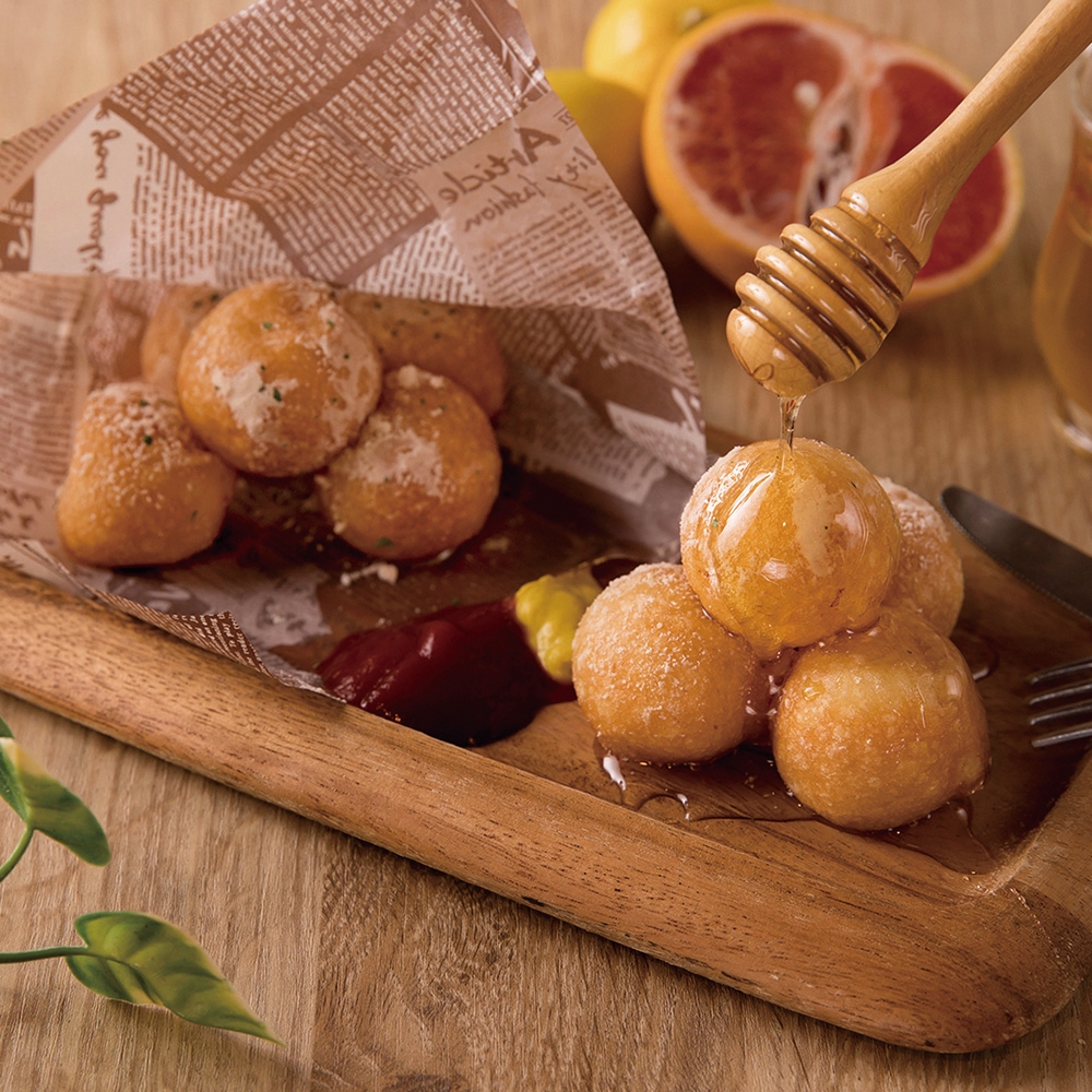 韓国屋台のチーズボール(490円)