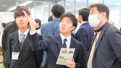 0Hh8np9JtL1gZBDLbu3i.jpg?w=940&h=940