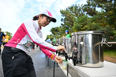 0L6GTZUmG1bq3hgD75jB.jpg?w=940&h=940