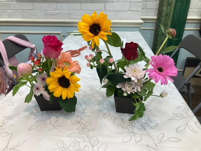 フラワーアレンジメント (イメージ)