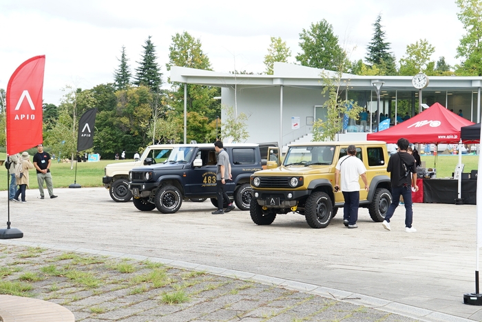 無料の外エリアでも展示やワークショップが多数!