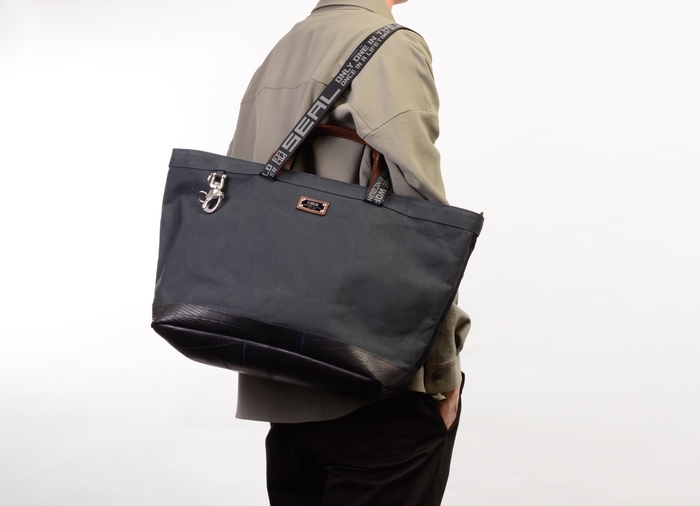 使用イメージ(ネイビー)