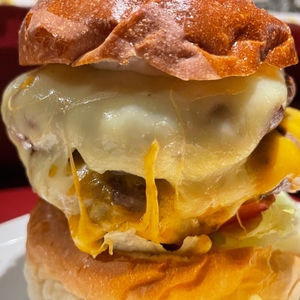 0aMCY4XWrj2nR6FleuR3.jpeg?w=940&h=940