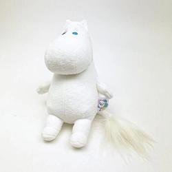 ムーミンのぬぐるみは丸いフォルムにふわふわな触り心地が最高すぎる。大きさ違いもあるのでお好みのサイズを見つけられそうです。