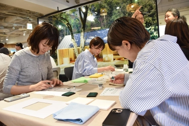 【名城大学】谷田研究室が無印良品でタイル産業の企画展とカケラ模様のタイル作りのワークショップ