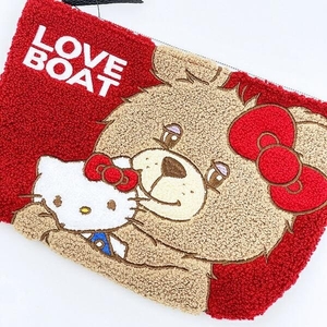 キティのポーチ