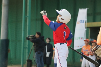 0hxSpuvz5N9uZ72b8grt.jpeg?w=940&h=940