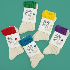 帯の型抜き部分にもツートンソックスが完成しているのも、小さなこだわり