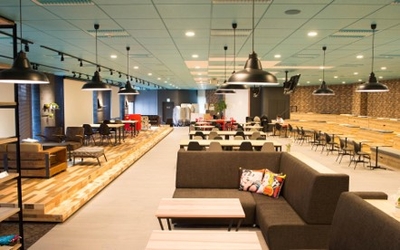 0pwNLwuNXGsAeF9GZk0z.jpg?w=940&h=940