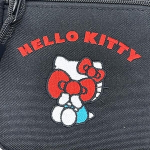 キティのショルダーバッグ