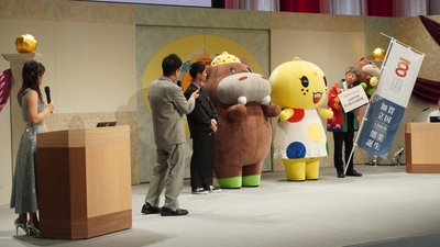 0tzCr3cnNaLm8Eu3XgpC.jpg?w=940&h=940