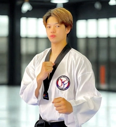 国内トップ選手として、今年10月開催の「WT 世界テコンドー選手権大会」に出場する 日本代表 東島 星夜選手の独占インタビュー記事公開！