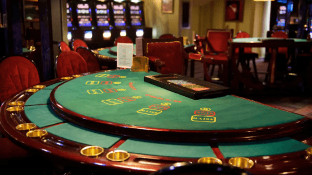 なぜオンラインカジノは違法?刑法・逮捕事例・合法との違いを徹底解説