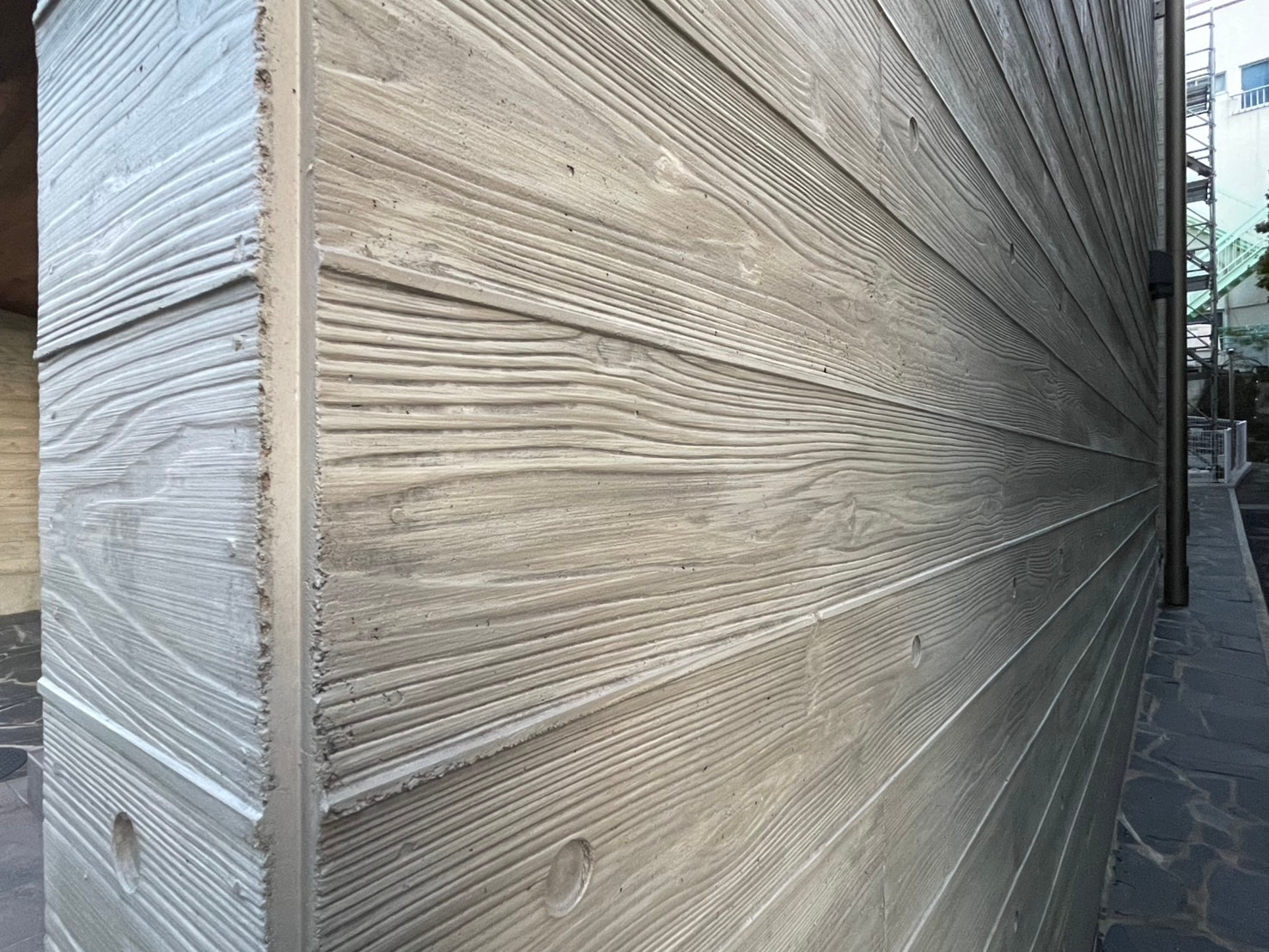 立体感ある木目模様(コンクリート施工例)