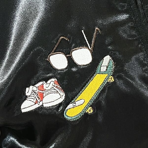 名探偵コナンのおしゃれでかっこいいコラボスカジャン