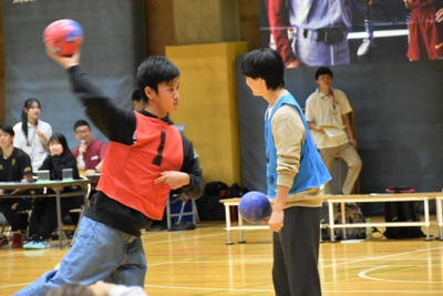 ハーフタイムイベントで観客参加のシュートゲーム