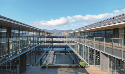 162cwTZb18voKTjonq9I.png?w=940&h=940